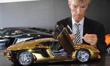 富豪4500万买车模型，最贵的模型车亮相