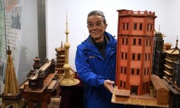 退休老人用竹子编成微缩版百年汉口水塔模型